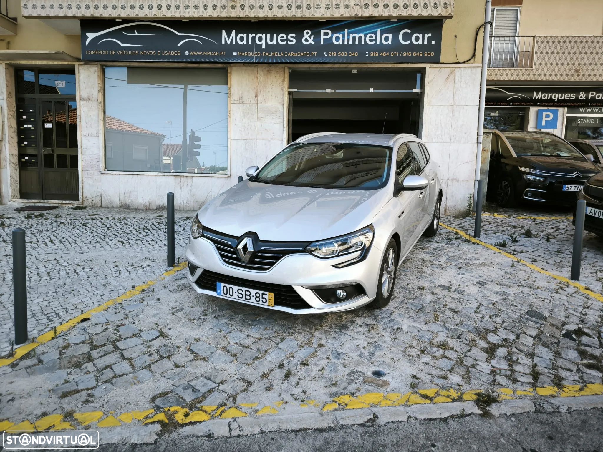 Renault Mégane Sport Tourer 1.5 dCi Intens - 1
