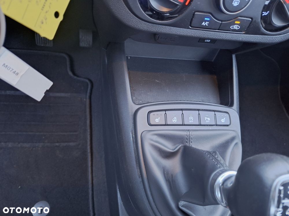 Hyundai i10 1.0 EDITION 30 - 11