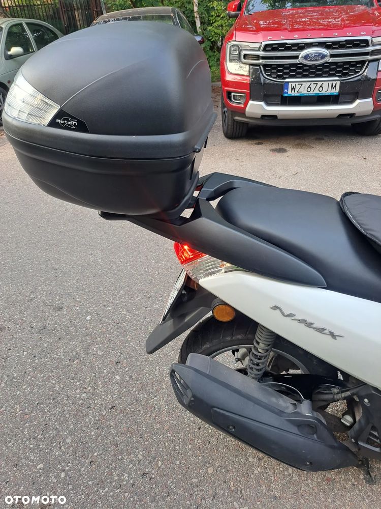 Yamaha NMAX - 22