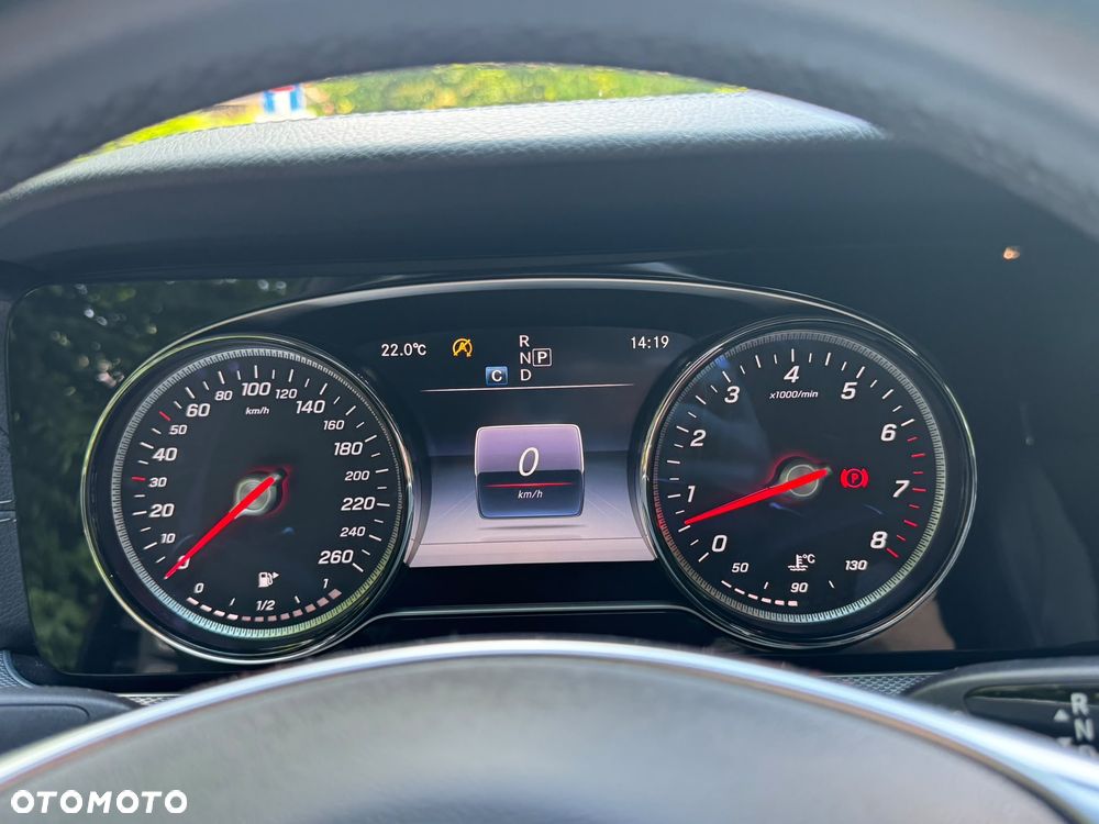 Mercedes-Benz Klasa E 200 9G-TRONIC AMG Line - 20