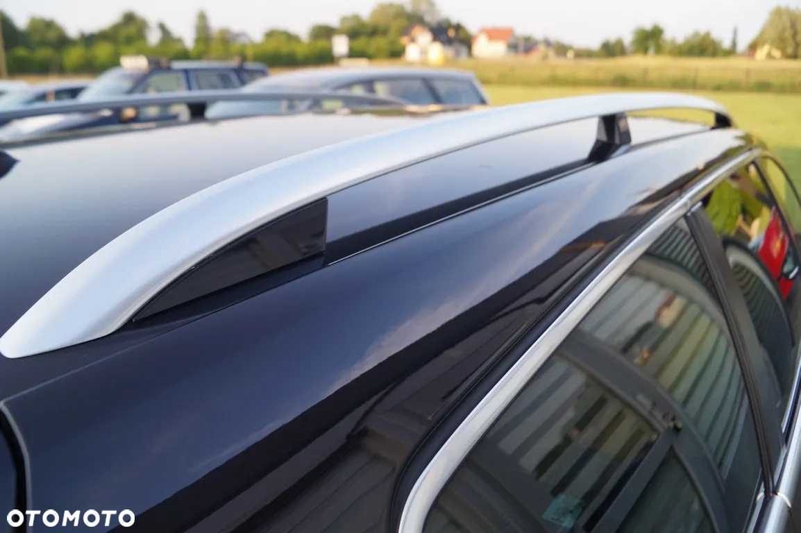 Volkswagen Passat - 33