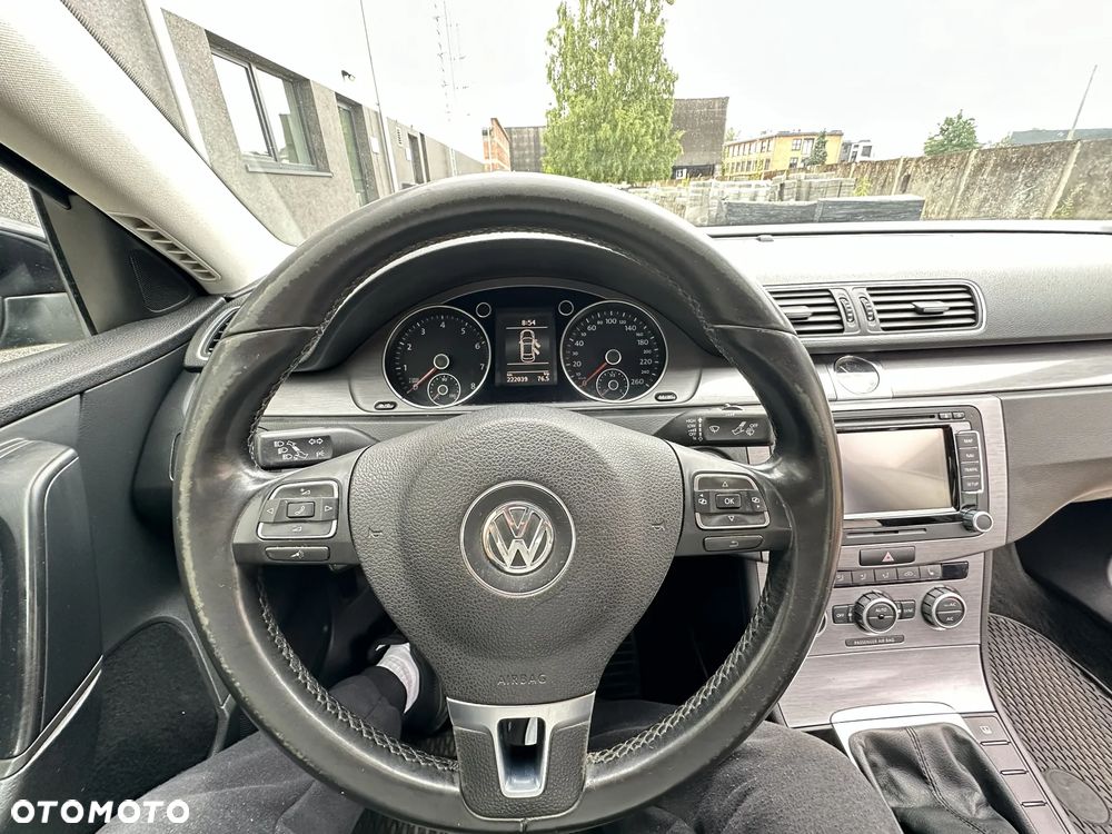 Volkswagen Passat 1.8 TSI Comfortline Optimum - 2