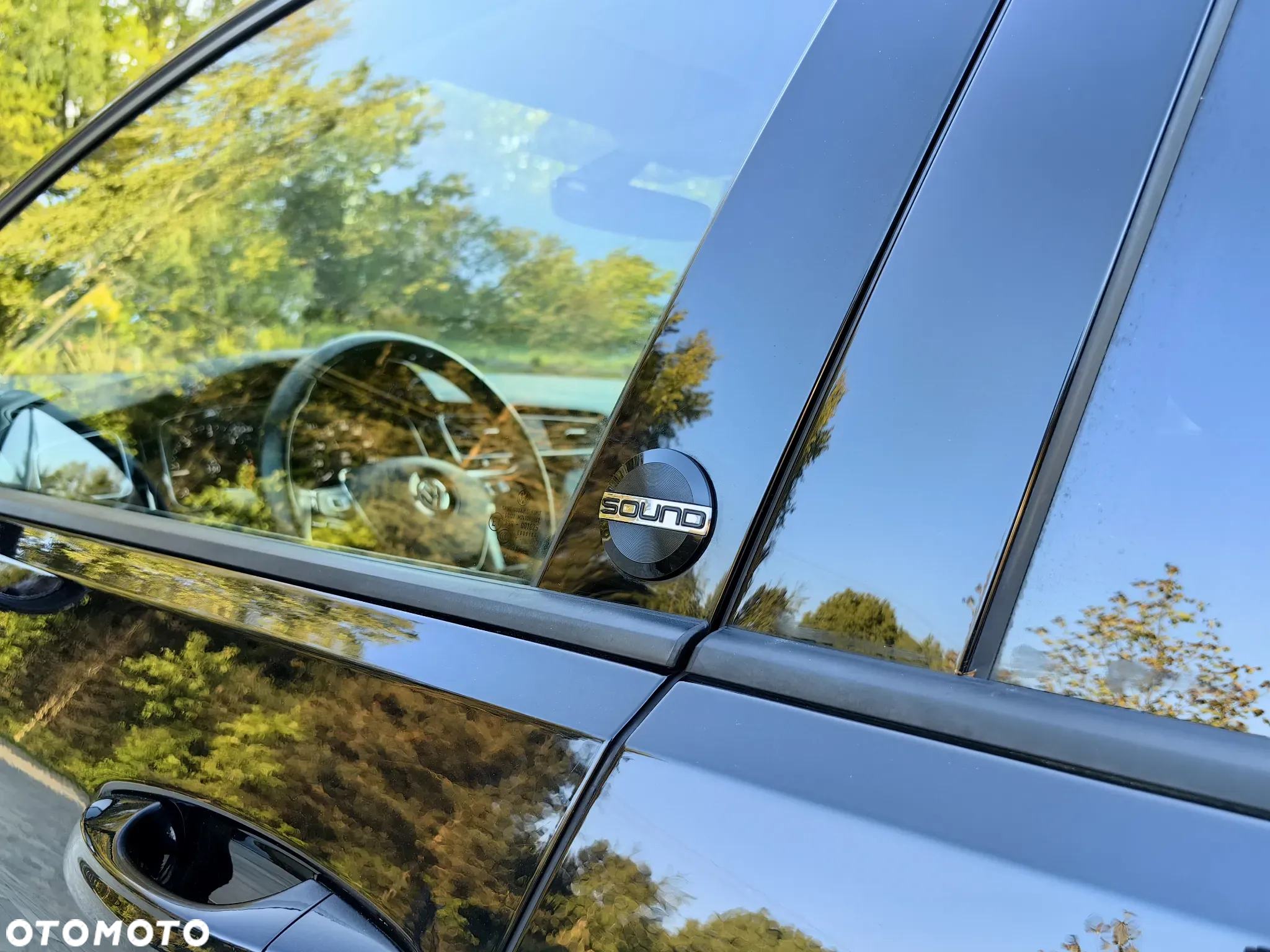 Volkswagen Golf 2.0 TDI DSG Sound - 39