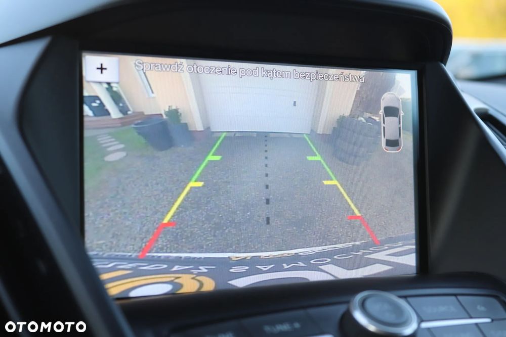 Ford Kuga 2.0 TDCi 2x4 Business Edition - 37