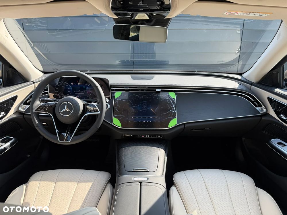 Mercedes-Benz Klasa E 220 d mHEV 4-Matic Avantgarde 9G-Tronic - 9