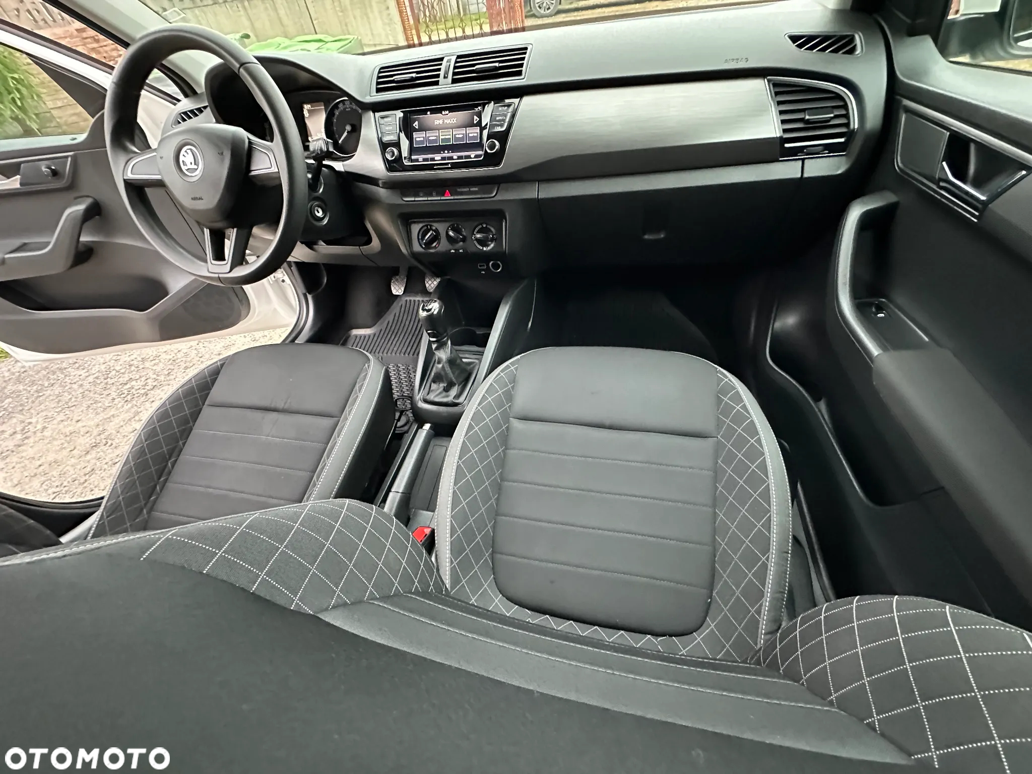 Skoda Fabia - 25
