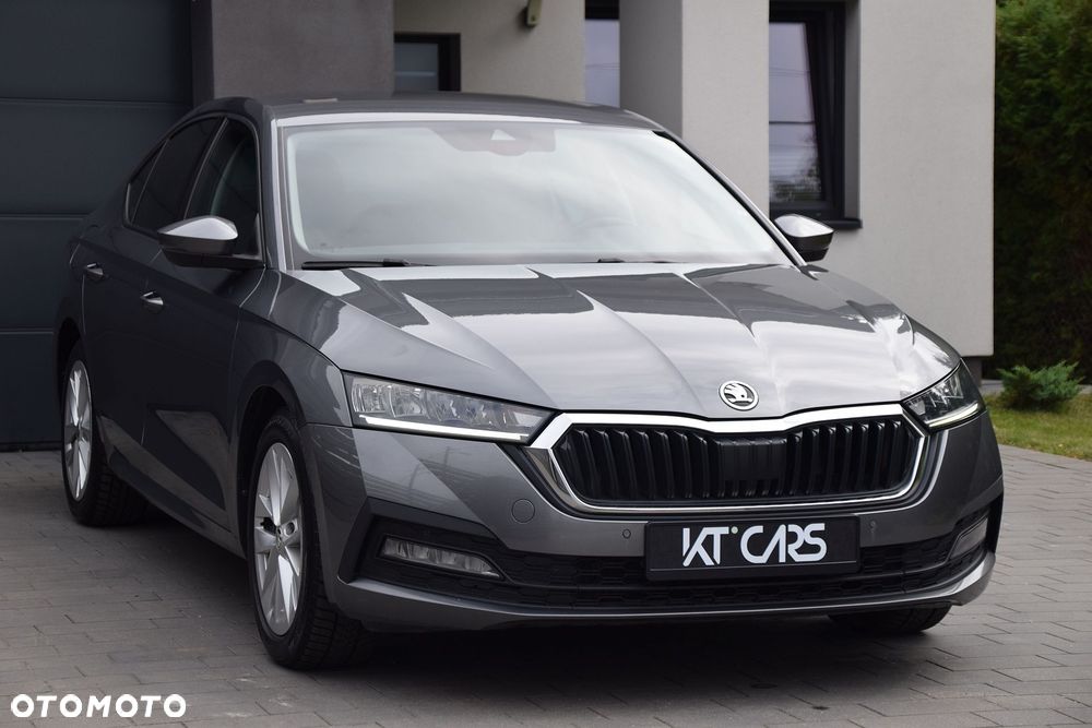 Skoda Octavia 2023 photo 3