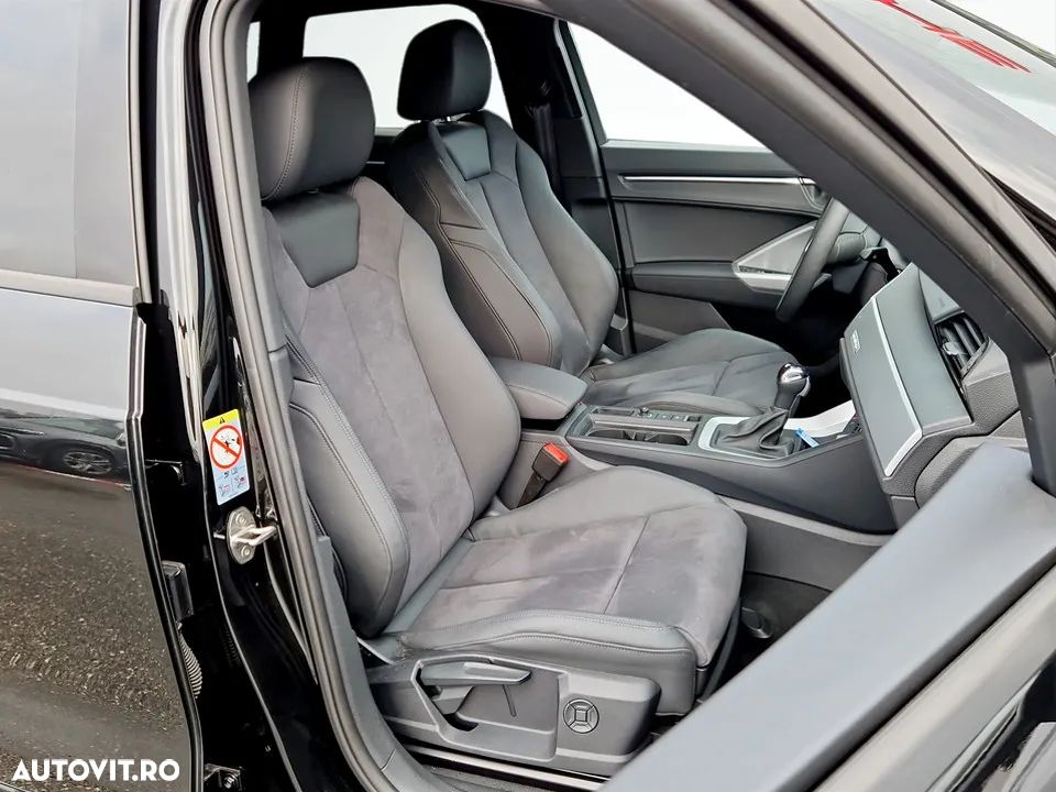 Audi Q3 2.0 40 TFSI S tronic quattro Advanced - 14