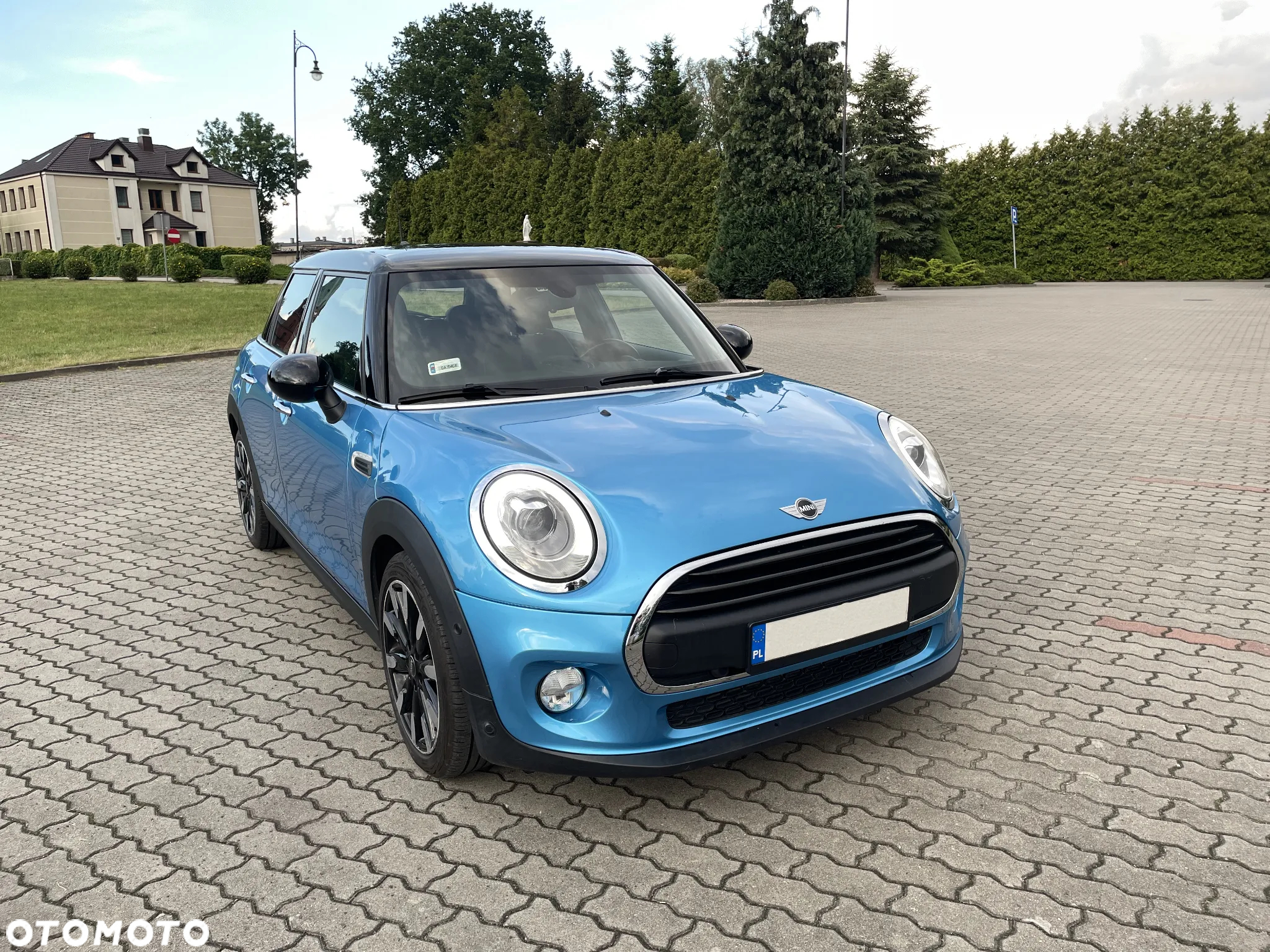 MINI Cooper Standard - 5