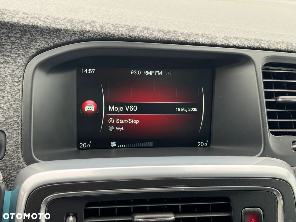 Volvo V60 D2 Summum - 28