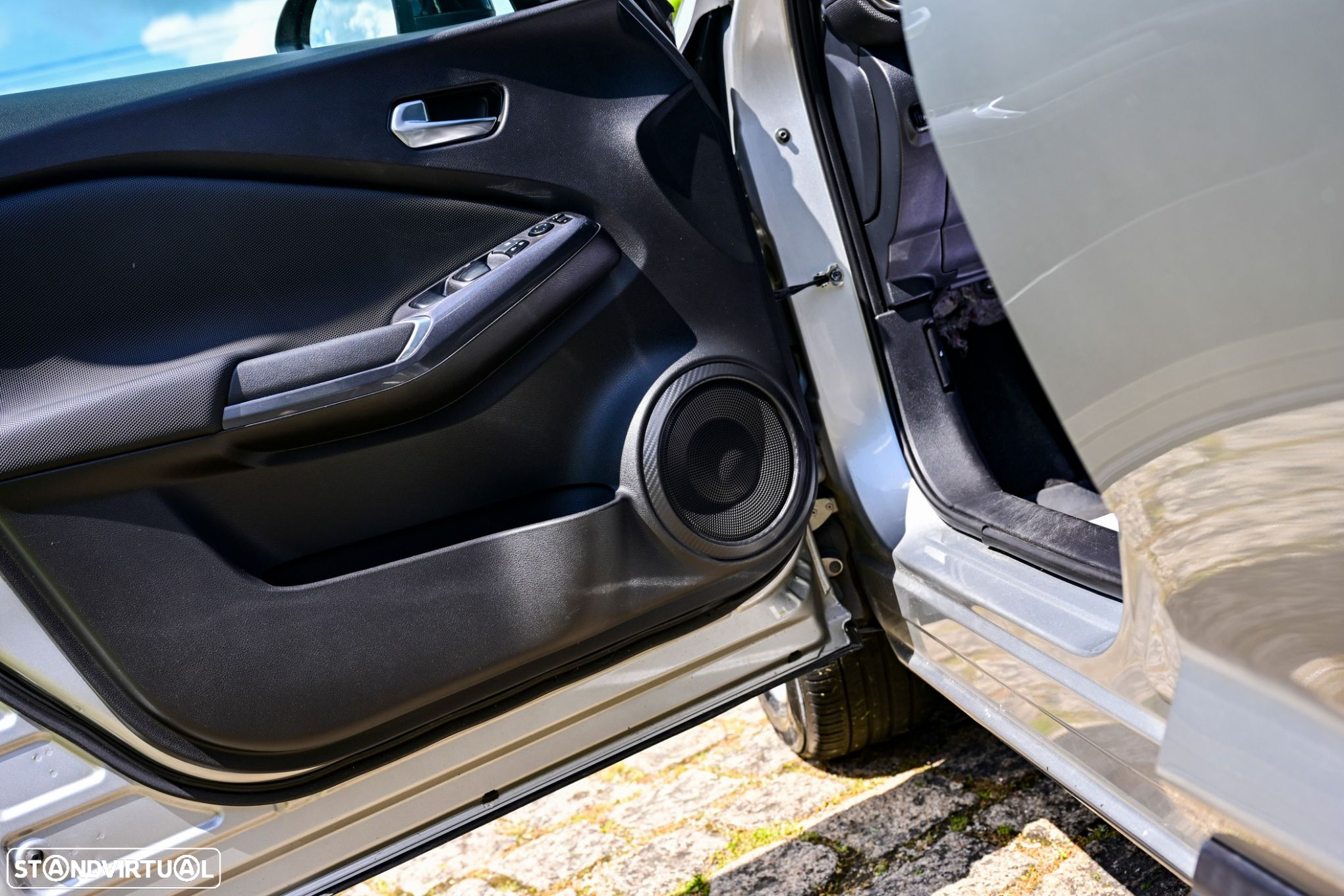 Nissan Juke 1.0 DIG-T N-Connecta - 30