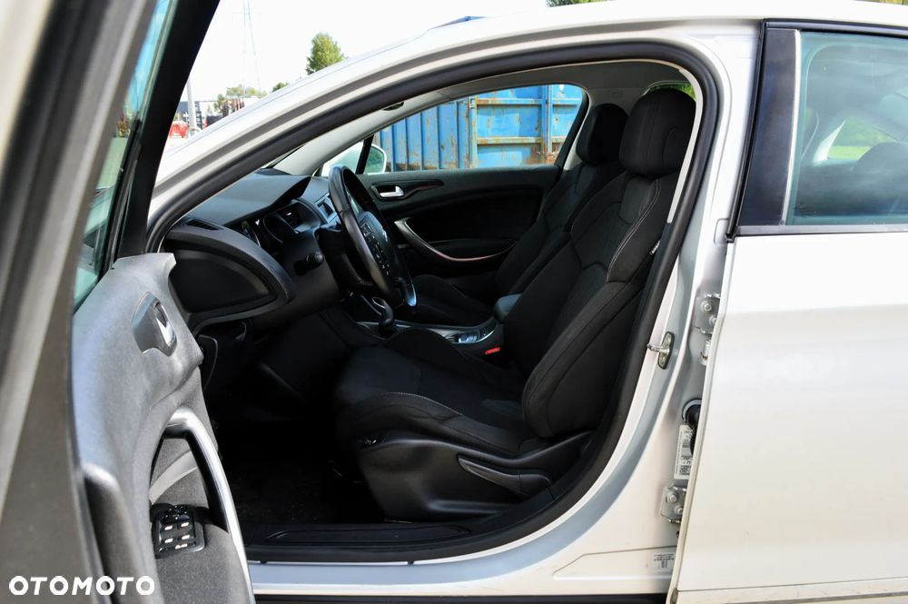 Citroën C5 2.0 16V Confort - 6