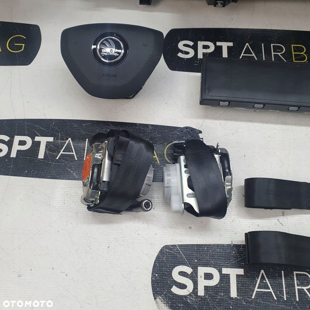 SKODA KAROQ SPORTLINE PRZED LIFTEM DESKA ROZDZIELCZA KONSOLA KOKPIT PULPIT PODUSZKI AIRBAG AIR BAG PASY KIT SET - 8