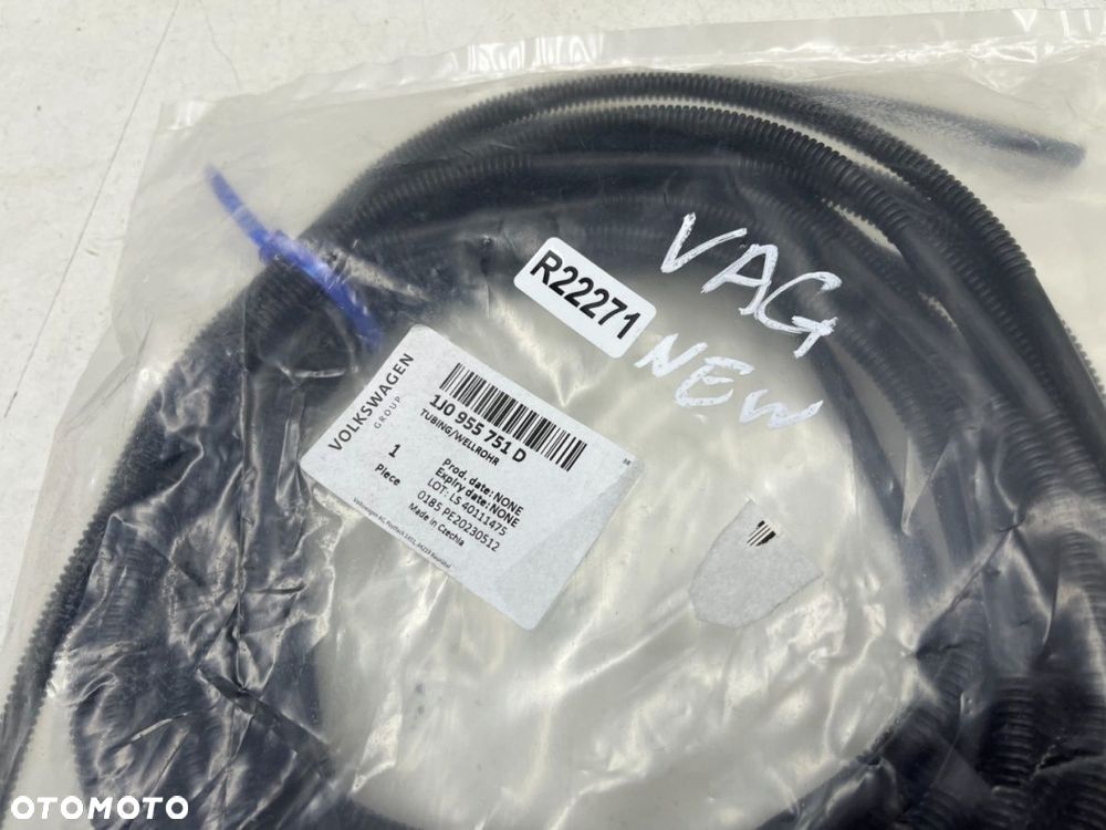 Przewód spryskiwaczy VW Volkswagen Audi Skoda Seat NOWA OE rura na płyn do szyb 1j0955751d - 3