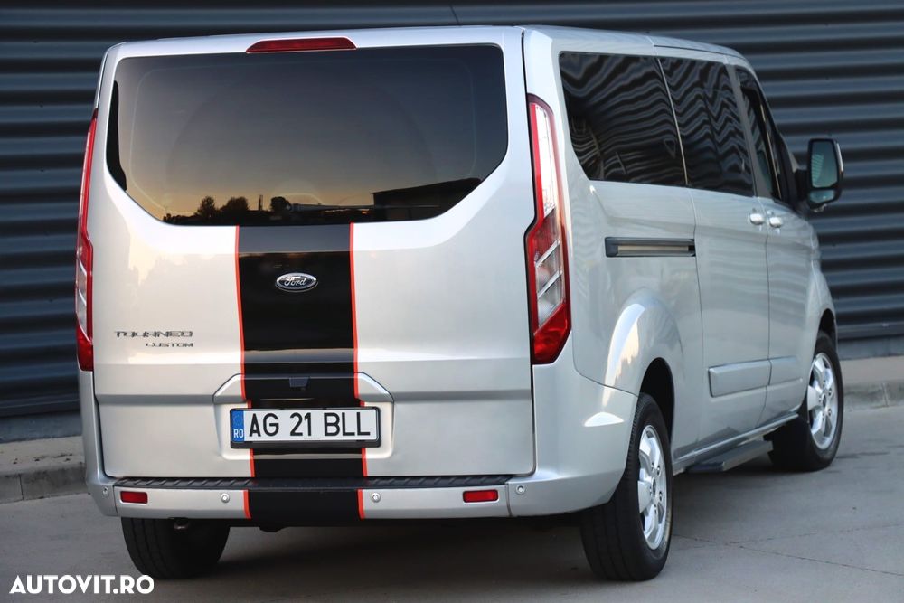 Ford Tourneo Custom 320 L2H1 VA Shuttle Titanium X - 11