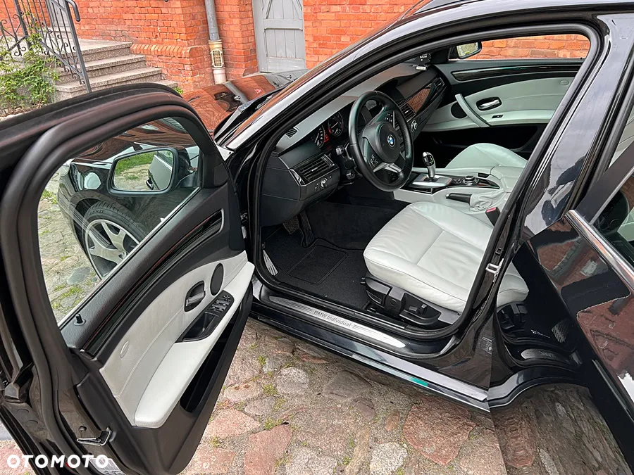 BMW Seria 5 - 15
