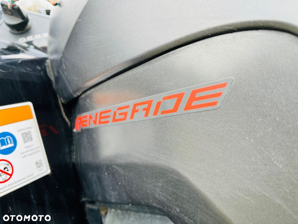 Can-Am Renegade - 10