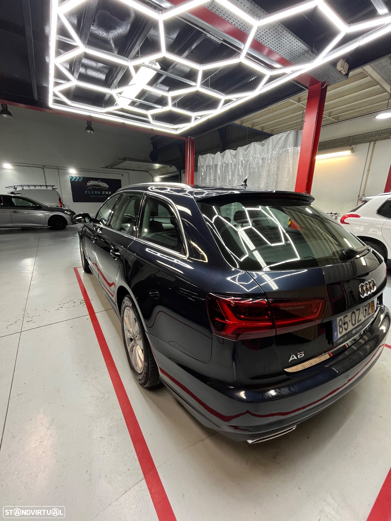 Audi A6 Avant 2.0 TDi Business Line Sport S tronic - 17