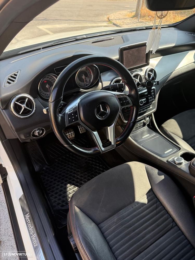 Mercedes-Benz GLA 220 CDI AMG Line - 12