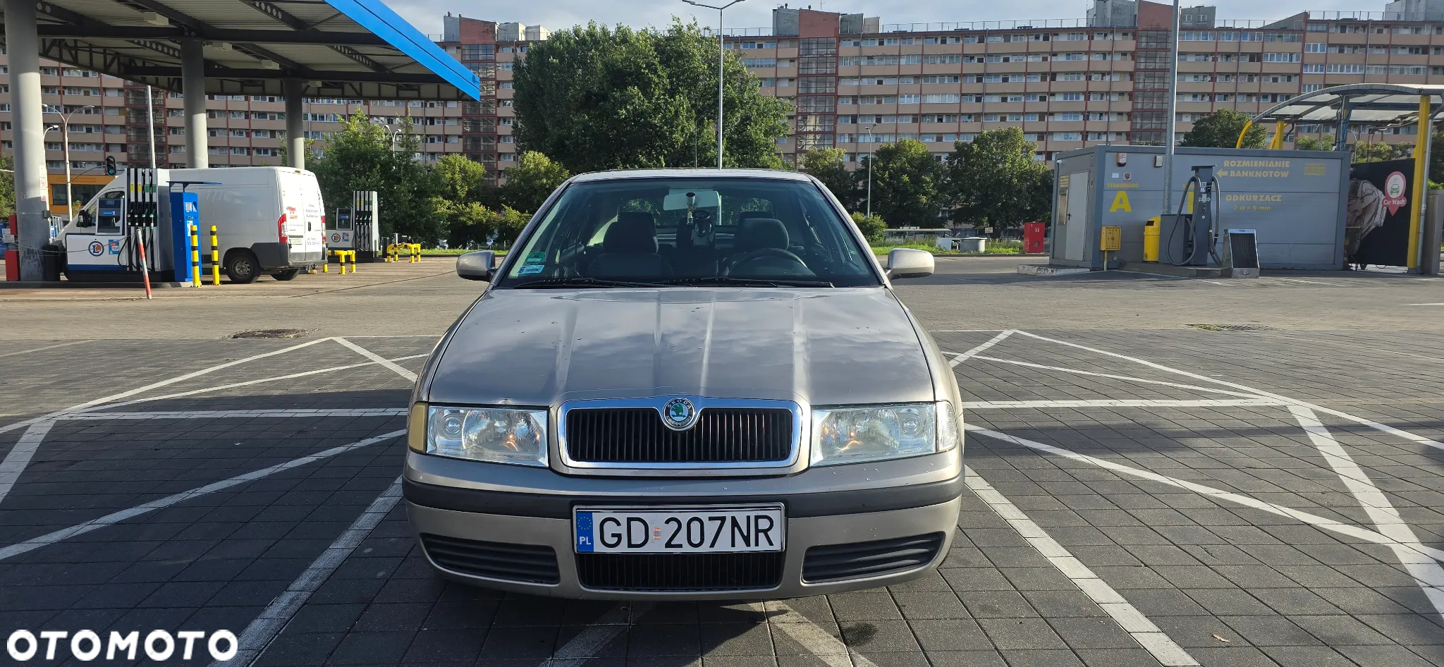 Skoda Octavia 1.6 Tour - 8
