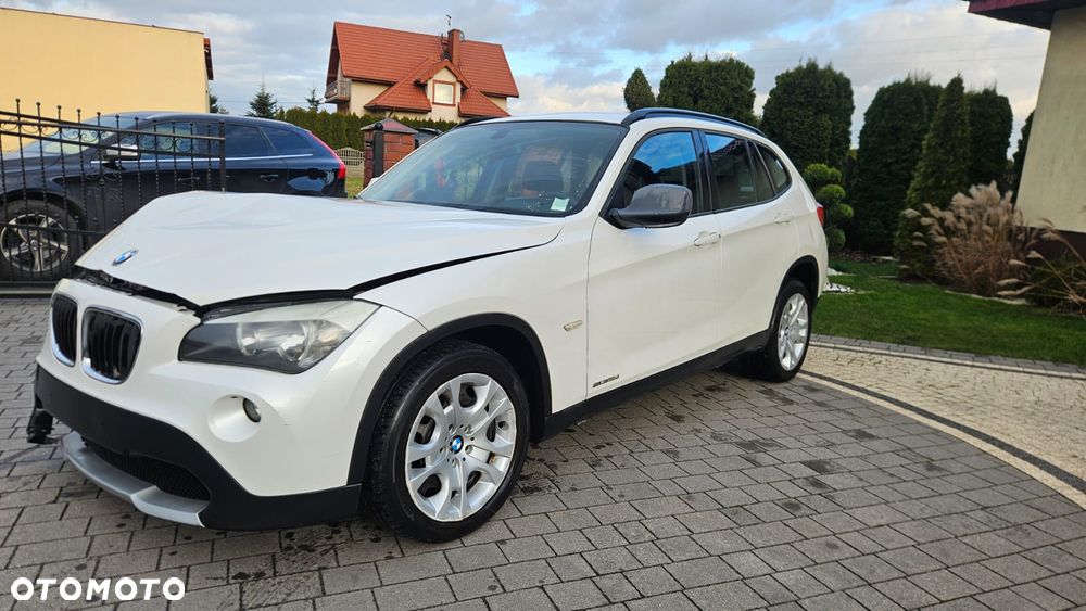 BMW X1 sDrive18d xLine - 14