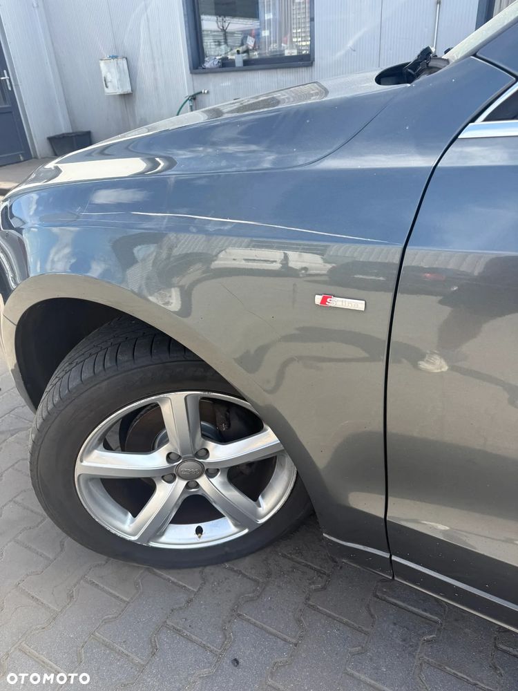 AUDI Q5 8R 08-12 LZ7S S-LINE BŁOTNIK LEWY PRZEDNI LAKIER ORYGINAŁ - 2