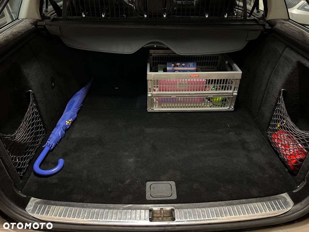 Mercedes-Benz Klasa C - 36