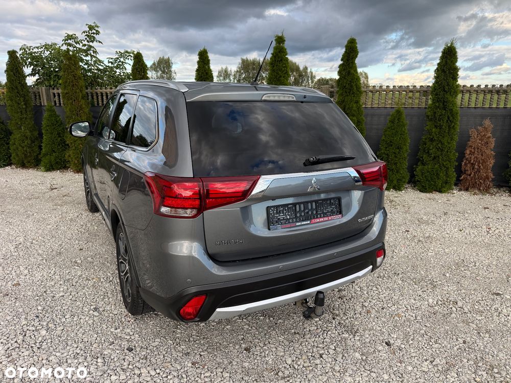 Mitsubishi Outlander - 6