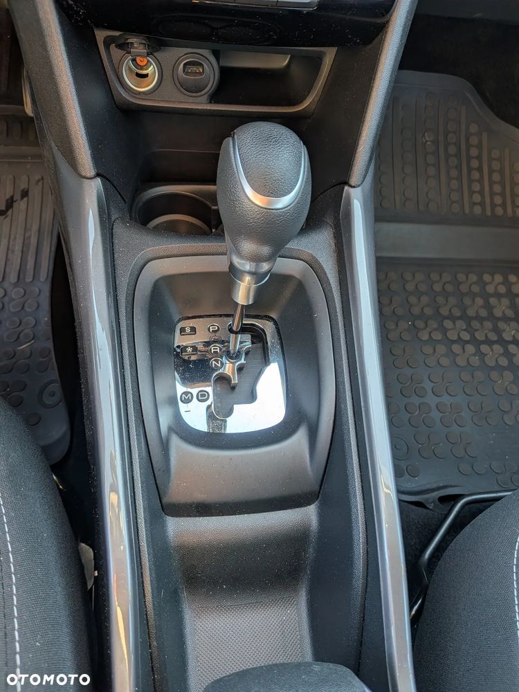 Peugeot 2008 1.2 Pure Tech Active S&S EAT6 - 6