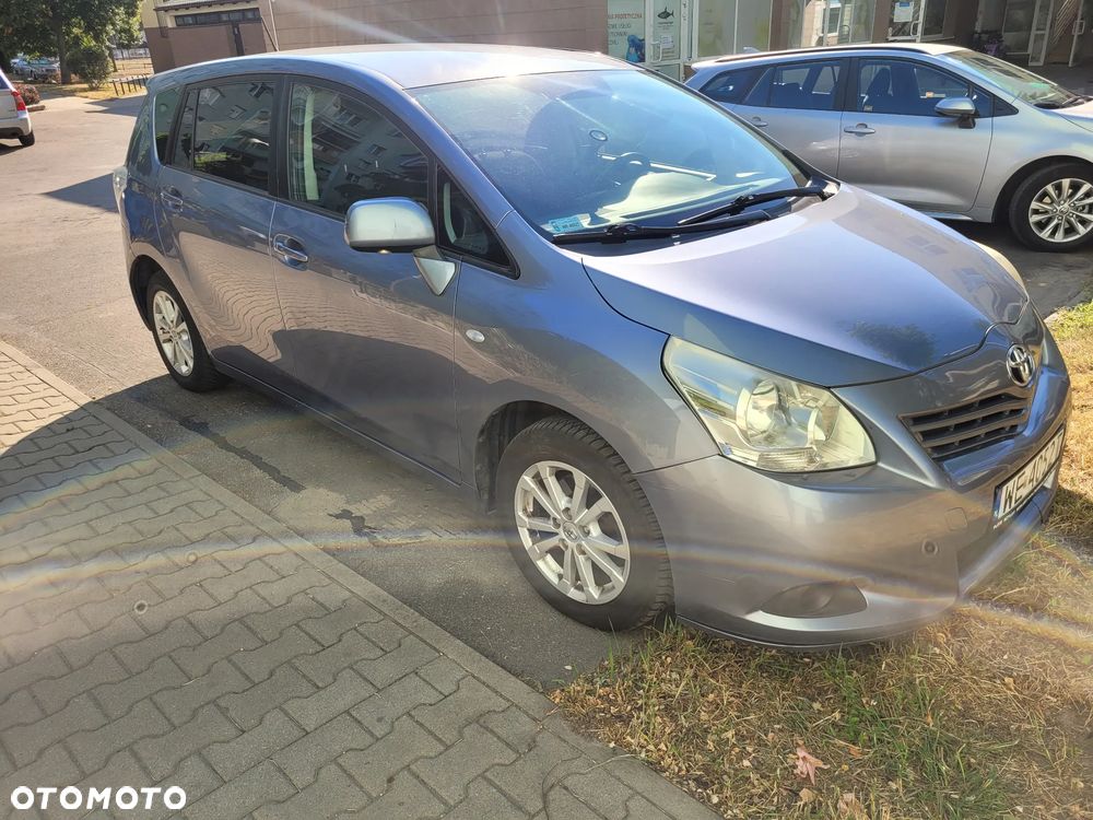 Toyota Verso 2.0 D-4D Luna - 8