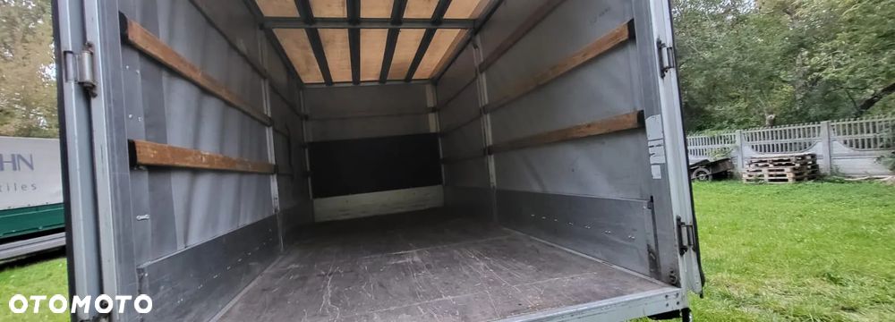 Mercedes-Benz Sprinter - 3