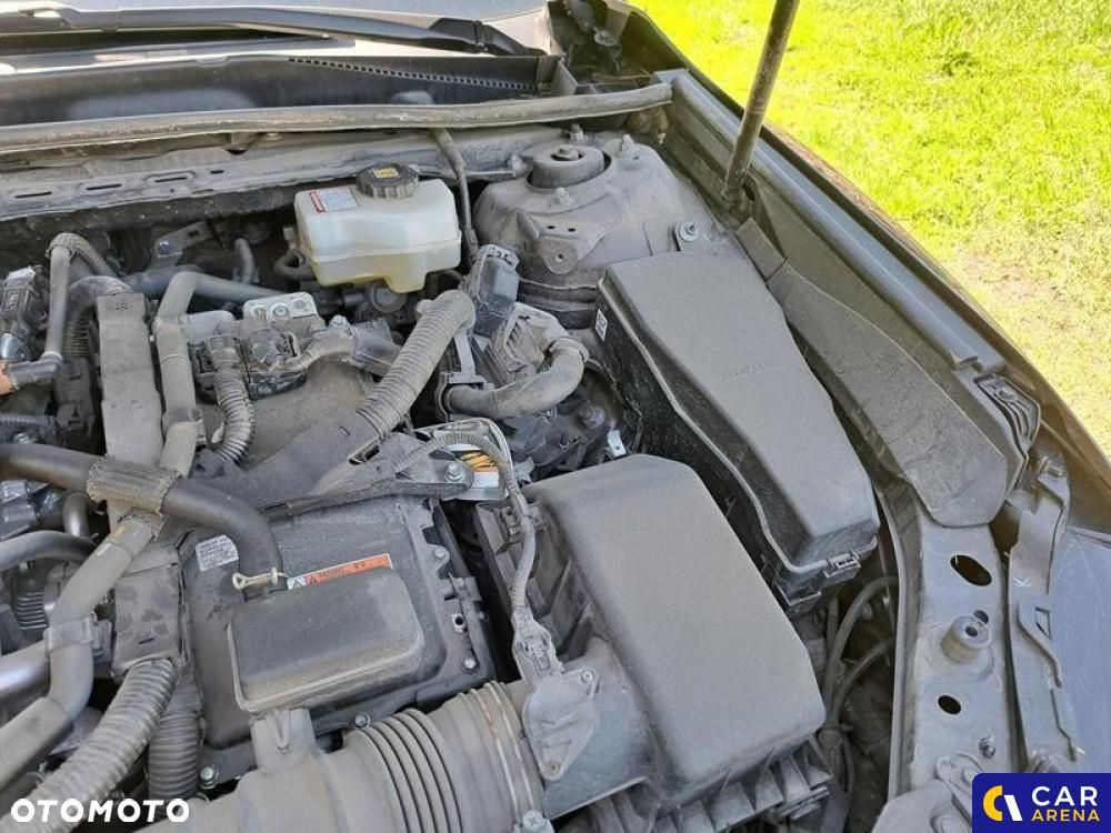 Toyota Camry - 22