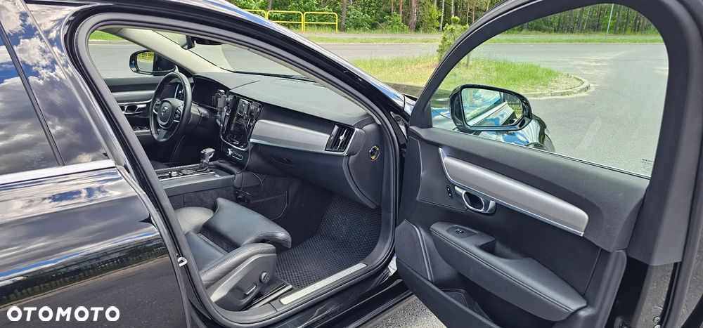 Volvo V90 D4 Momentum - 15