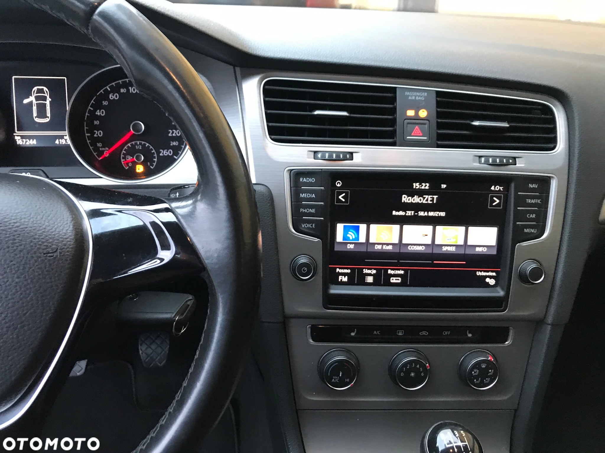 Volkswagen Golf 1.6 TDI BlueMotion Comfortline - 10