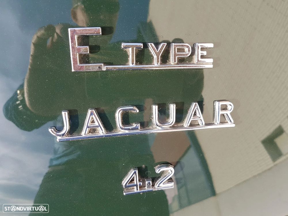 Jaguar E-Type - 6