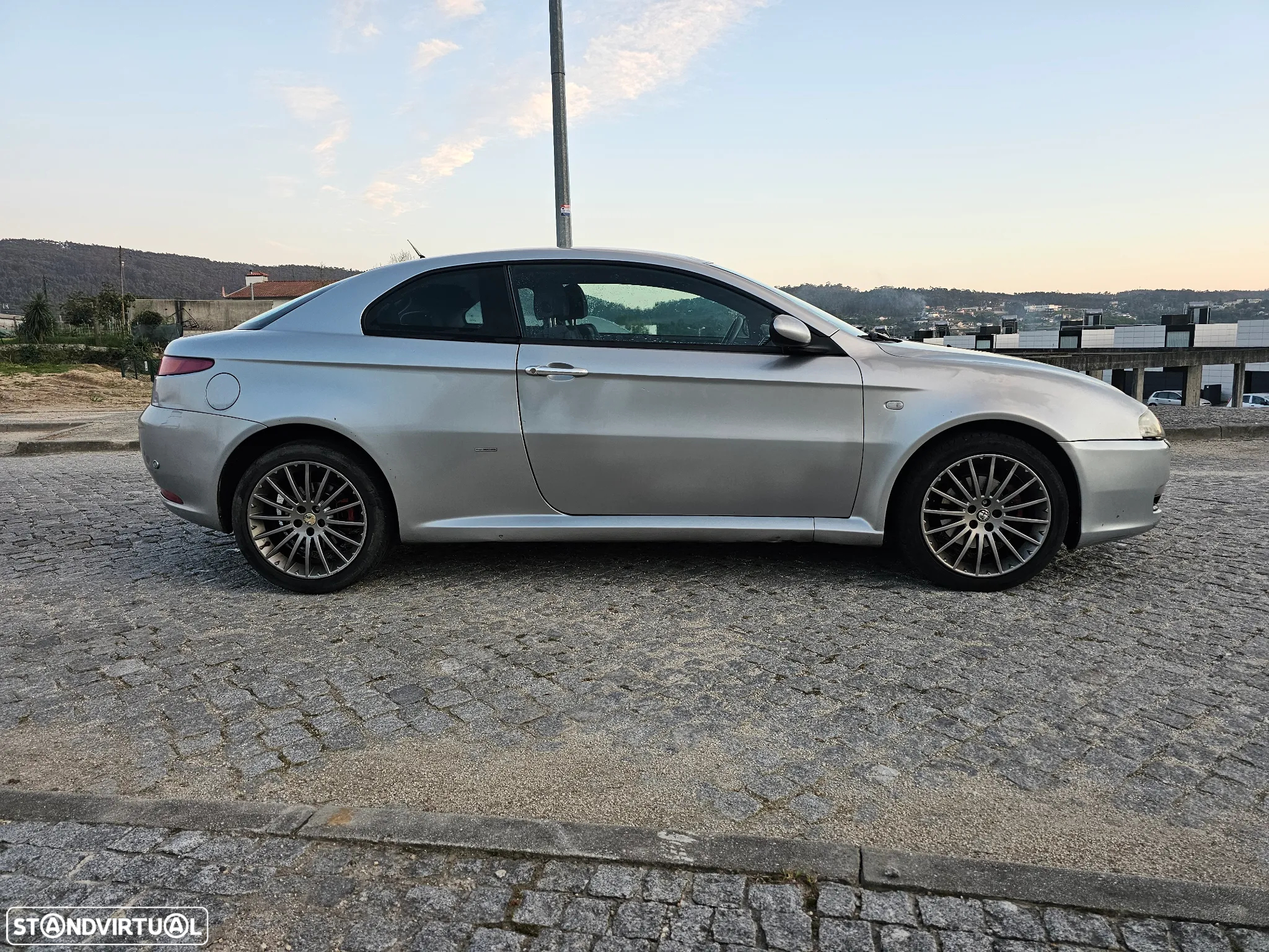 Alfa Romeo GT 1.9 JTD M-JET - 5