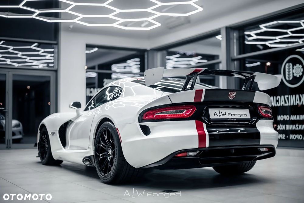 Dodge Viper - 9