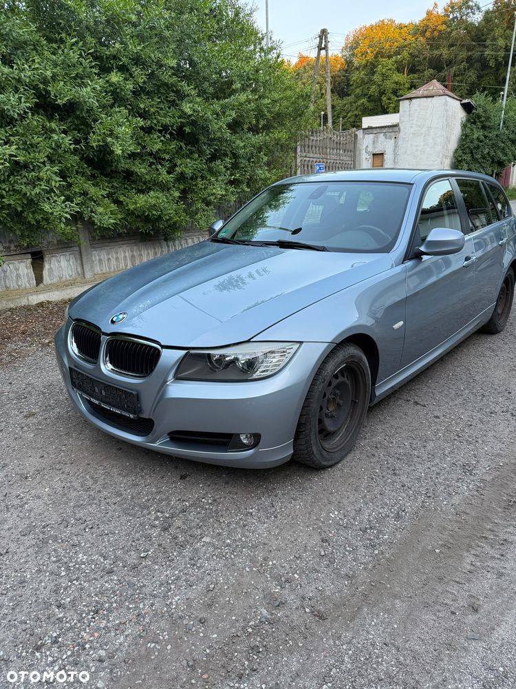 BMW Seria 3 318i Edition Exclusive - 2