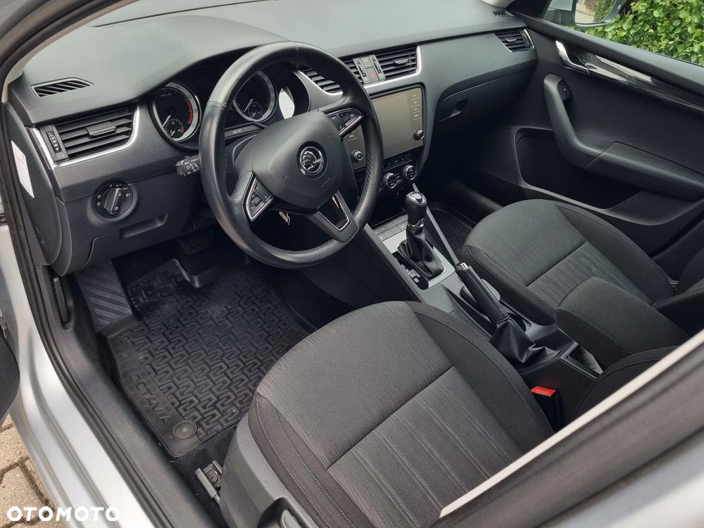 Skoda Octavia 1.4 TSI Style DSG - 9
