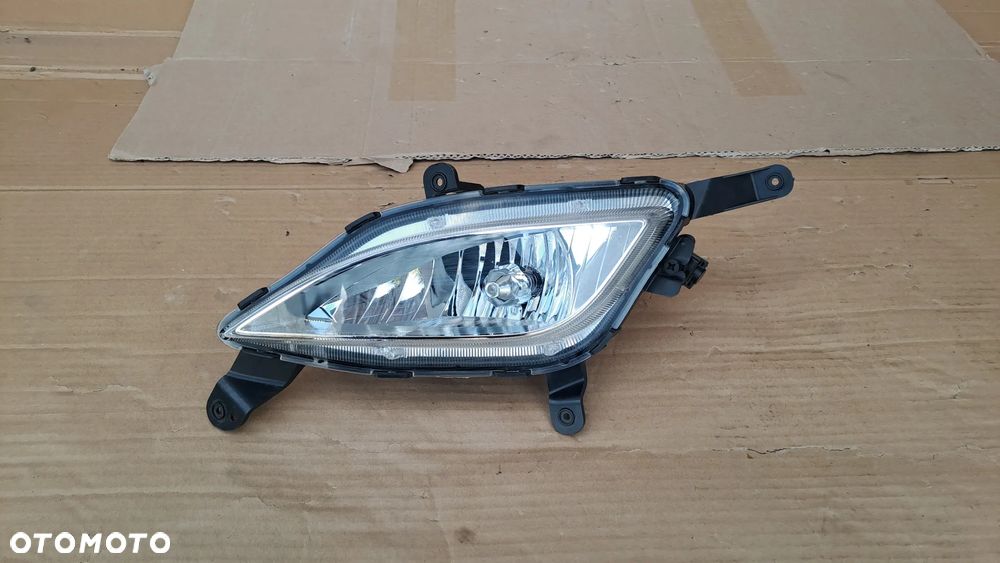 HYUNDAI I30 II 2 2012- LEWY HALOGEN PRZÓD PRZEDNI 92201-A60 Z ŻARÓWKĄ ŁADNY - 1