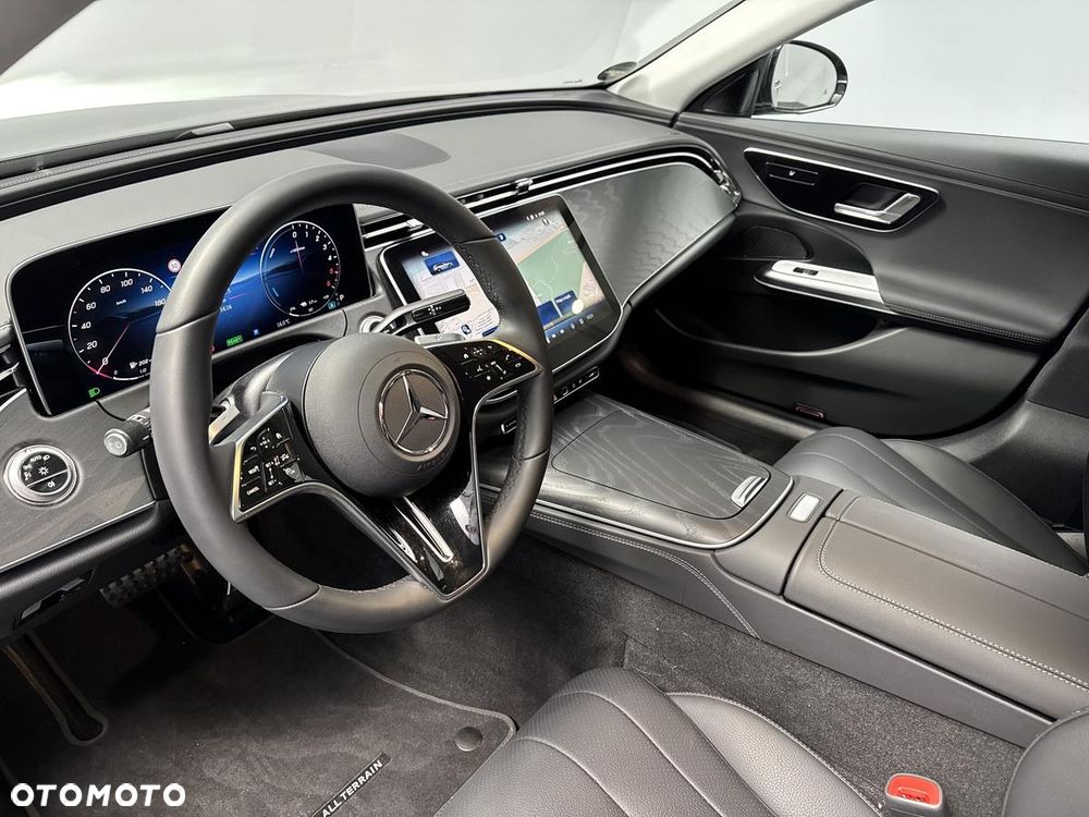 Mercedes-Benz Klasa E 300 de PHEV 4-Matic All-Terrain Avantgarde 9G-Tronic - 13