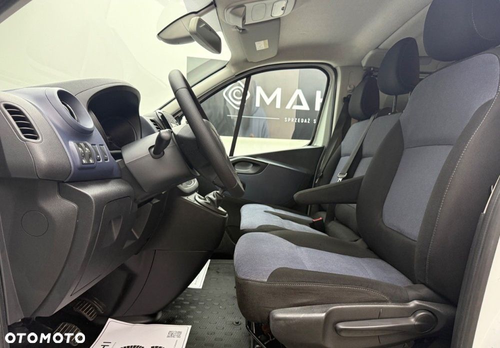Opel Vivaro L1H1 2,7t Elegance - 26