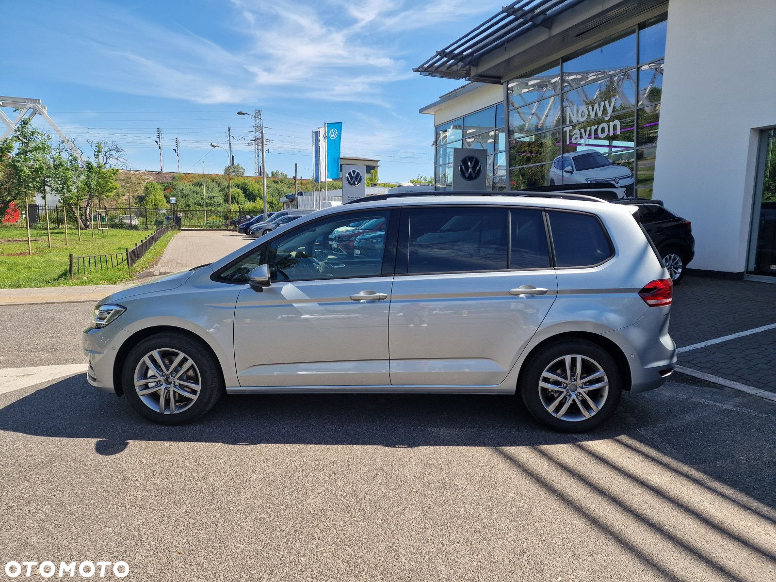 Volkswagen Touran 1.5 TSI EVO Comfortline DSG - 6