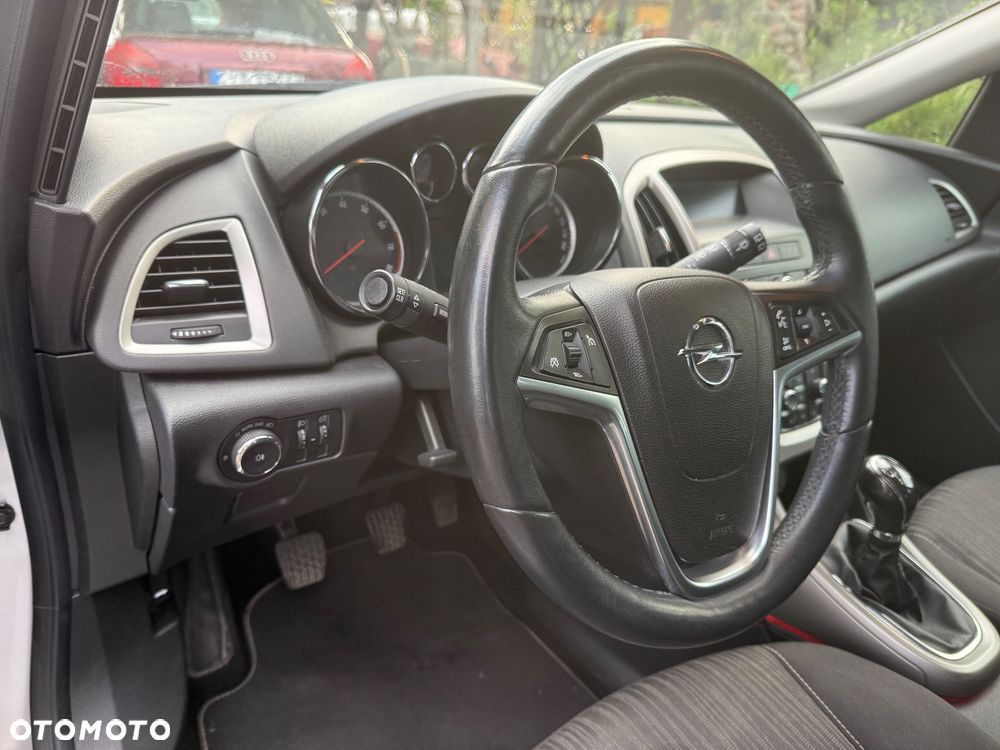 Opel Astra 1.4 Turbo - 6
