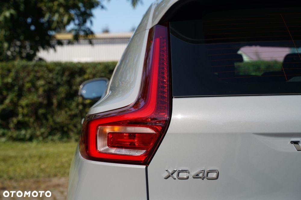 Volvo XC 40 B3 Essential - 19