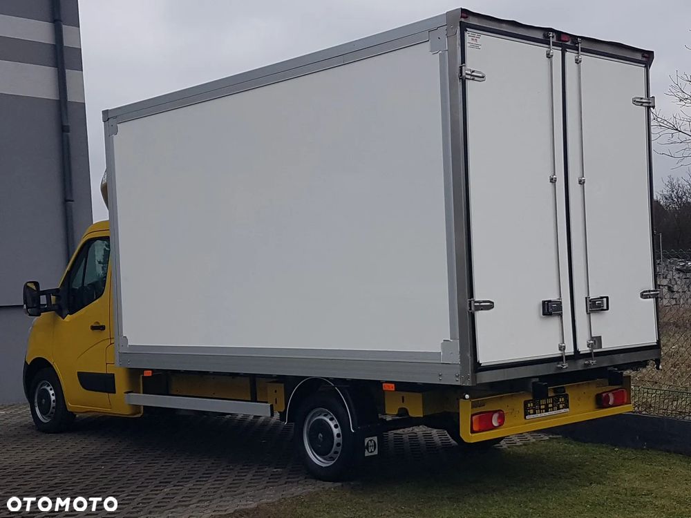 Renault MASTER KONTENER 8EP 4,21x2,23x2,22 KLIMA MANUAL KRAJOWY 6-BIEGÓW - 3