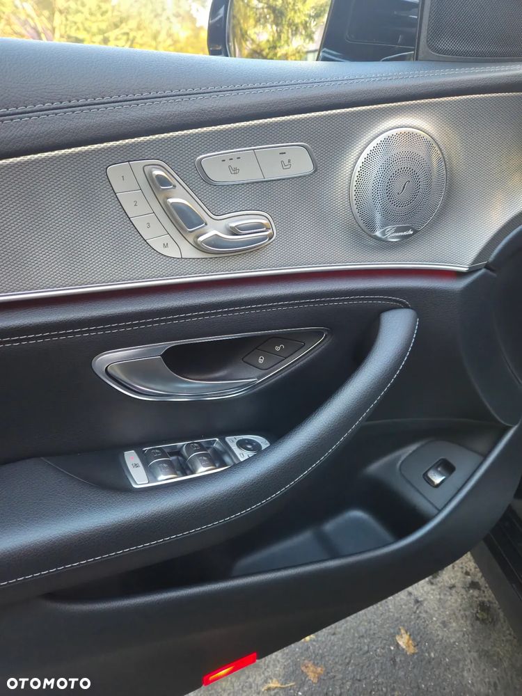 Mercedes-Benz Klasa E 200 4-Matic 9G-TRONIC - 20
