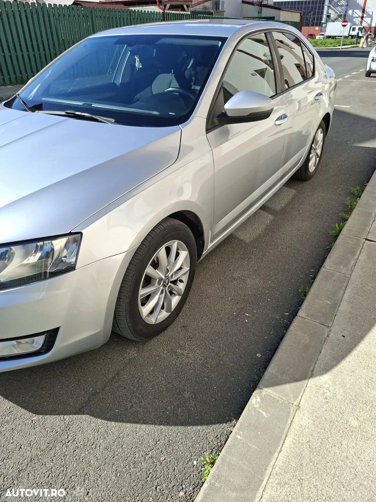 Skoda Octavia 1.6 TDI Ambition - 2