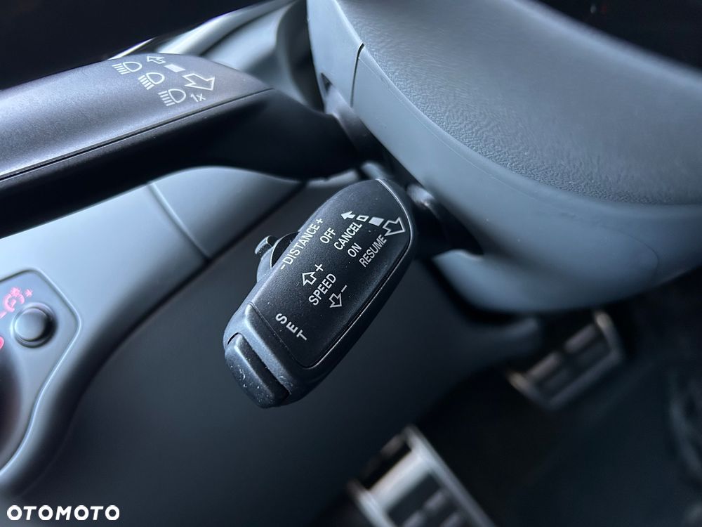 Audi A4 Avant 2.0 TDI clean diesel Quattro S tronic - 16