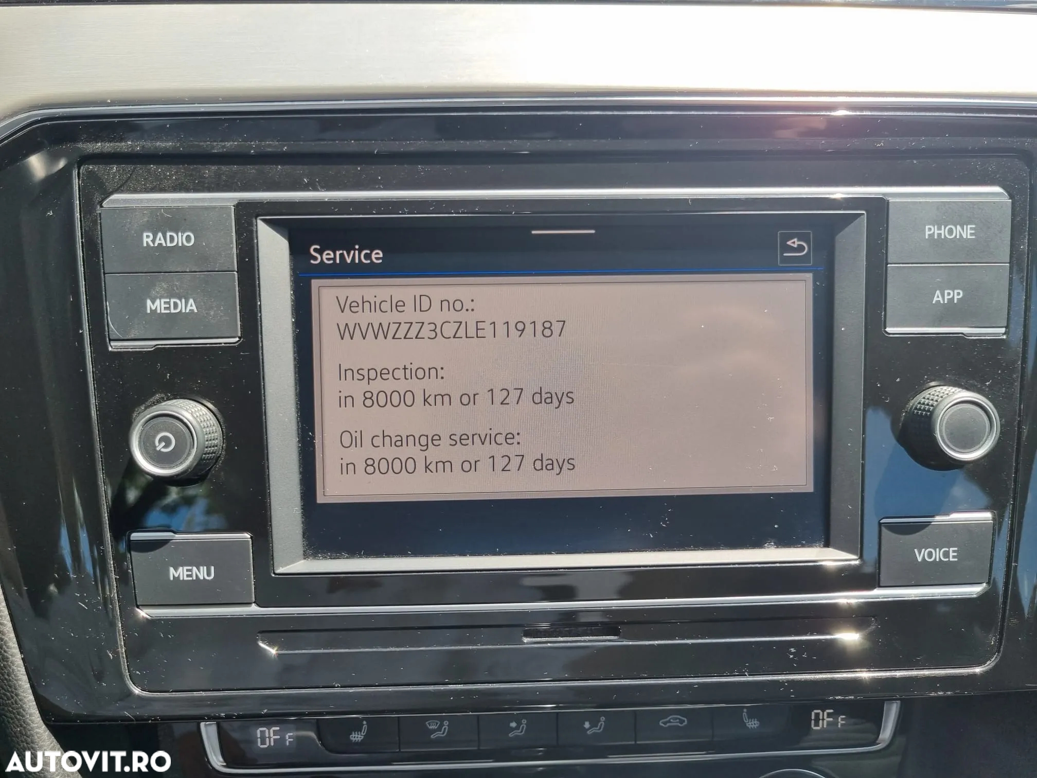 Volkswagen Passat 2.0 TDI DSG Highline - 23